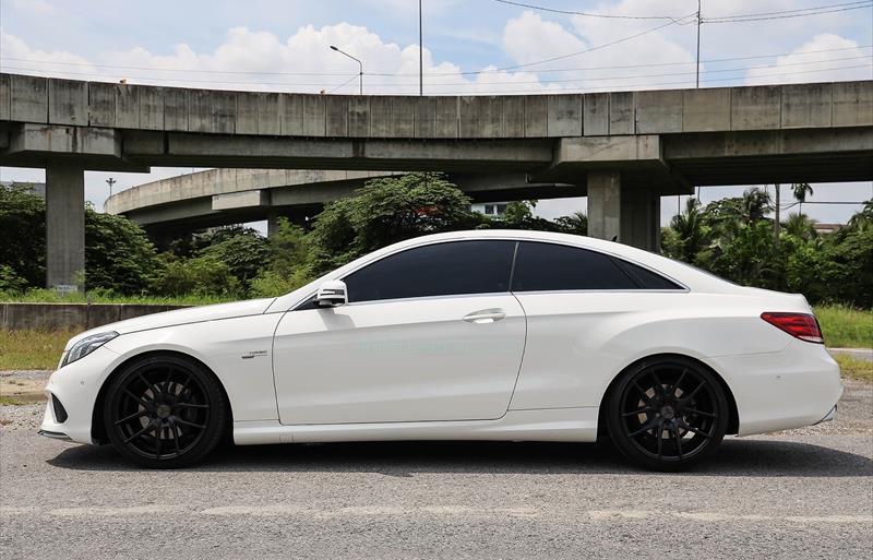 ขายรถเก๋งมือสอง-mercedes-benz-เมอร์เซเดสเบนซ์-e200-อีสองศูนย์ศูนย์-รถปี2014-รหัส74625-f1d12798.jpg ขายรถเก๋งมือสอง-mercedes-benz-เมอร์เซเดสเบนซ์-e200-อีสองศูนย์ศูนย์-รถปี2014-รหัส74625-f1d12798.jpg
