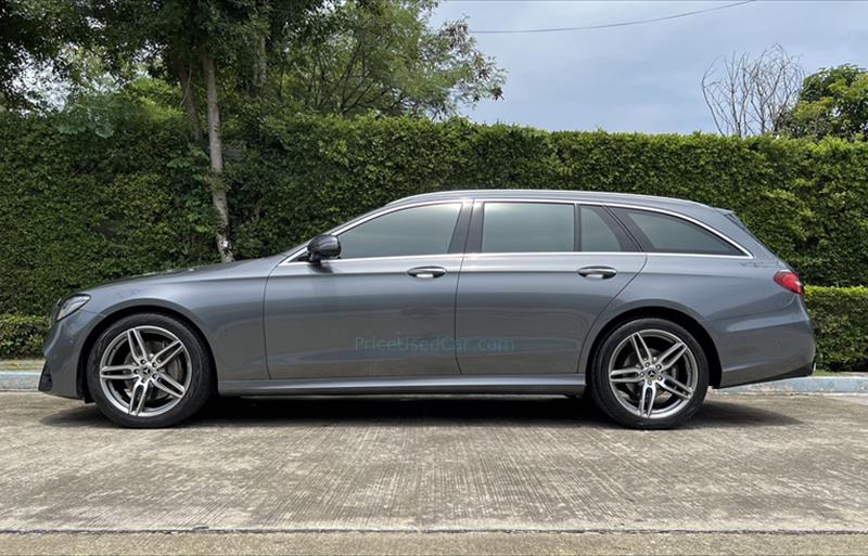 ขายรถเก๋งมือสอง-mercedes-benz-เมอร์เซเดสเบนซ์-e220-รถปี2017-รหัส74642-c128d270.jpg ขายรถเก๋งมือสอง-mercedes-benz-เมอร์เซเดสเบนซ์-e220-รถปี2017-รหัส74642-c128d270.jpg