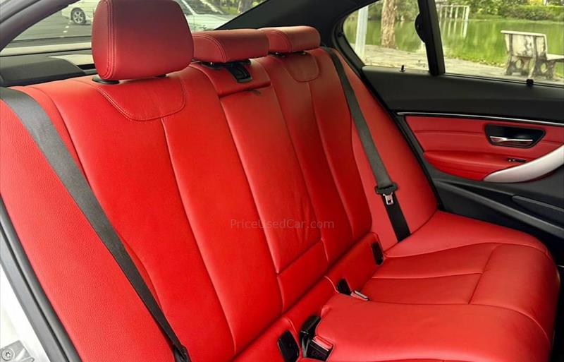 ขายรถเก๋งมือสอง-bmw-บีเอ็มดับบลิว-330e-รถปี2017-รหัส74664-22eb4010.jpg ขายรถเก๋งมือสอง-bmw-บีเอ็มดับบลิว-330e-รถปี2017-รหัส74664-22eb4010.jpg