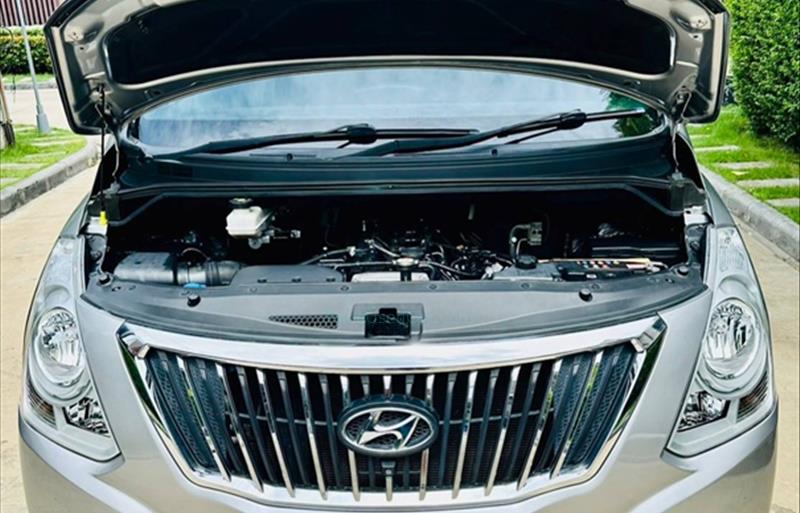 ขายรถตู้มือสอง-hyundai-ฮุนได-h-1-เอชวัน-รถปี2017-รหัส74666-7c3eeca4.jpg ขายรถตู้มือสอง-hyundai-ฮุนได-h-1-เอชวัน-รถปี2017-รหัส74666-7c3eeca4.jpg