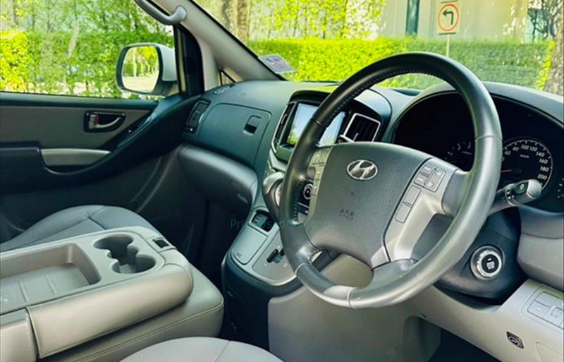 ขายรถตู้มือสอง hyundai h-1 รถปี2020 รหัส 74667 รูปที่6