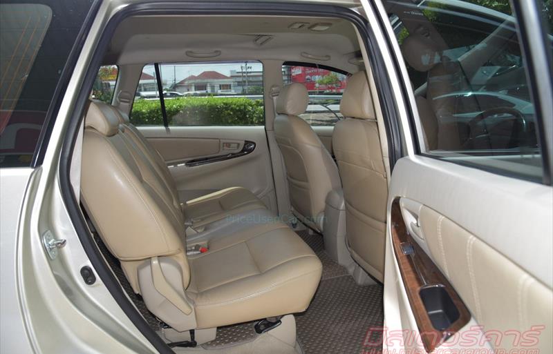 ขายรถตู้มือสอง toyota innova รถปี2011 รหัส 74680 รูปที่8