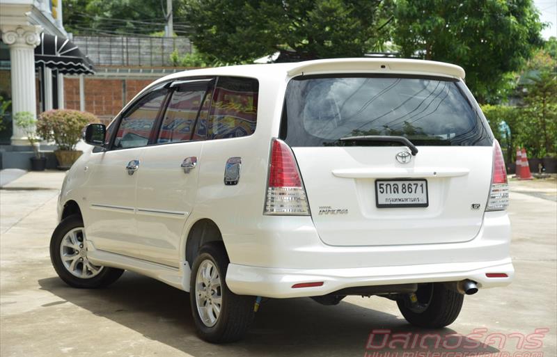 ขายรถตู้มือสอง toyota innova รถปี2010 รหัส 74681 รูปที่3