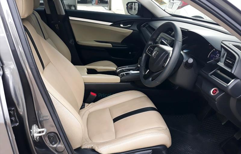 ขายรถเก๋งมือสอง-honda-ฮอนด้า-civic-ซีวิค-รถปี2020-รหัส74689-cee16973.jpg ขายรถเก๋งมือสอง-honda-ฮอนด้า-civic-ซีวิค-รถปี2020-รหัส74689-cee16973.jpg