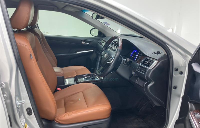 ขายรถเก๋งมือสอง toyota camry รถปี2019 รหัส 74690 รูปที่6