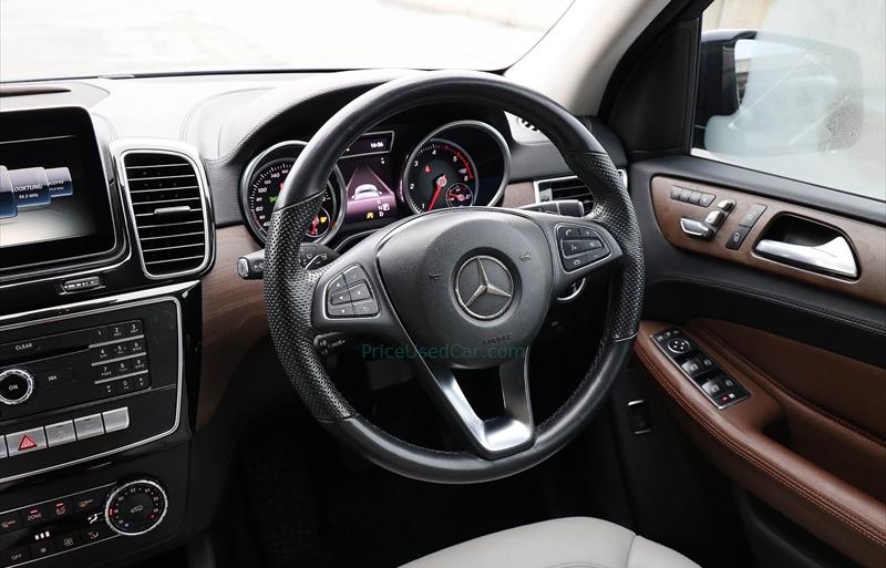 ขายรถเก๋งมือสอง-mercedes-benz-เมอร์เซเดสเบนซ์-gle250-รถปี2016-รหัส74705-b17aebe5.jpg ขายรถเก๋งมือสอง-mercedes-benz-เมอร์เซเดสเบนซ์-gle250-รถปี2016-รหัส74705-b17aebe5.jpg