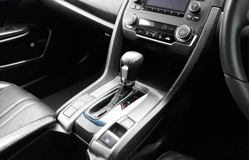 ขายรถเก๋งมือสอง-honda-ฮอนด้า-civic-ซีวิค-รถปี2019-รหัส74708-46fc1a82.jpg ขายรถเก๋งมือสอง-honda-ฮอนด้า-civic-ซีวิค-รถปี2019-รหัส74708-46fc1a82.jpg