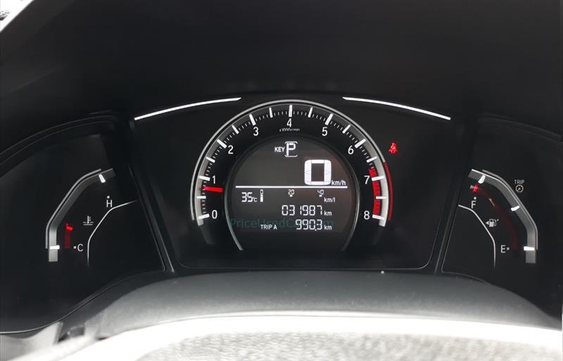 ขายรถเก๋งมือสอง-honda-ฮอนด้า-civic-ซีวิค-รถปี2019-รหัส74708-6da2dd5d.jpg ขายรถเก๋งมือสอง-honda-ฮอนด้า-civic-ซีวิค-รถปี2019-รหัส74708-6da2dd5d.jpg
