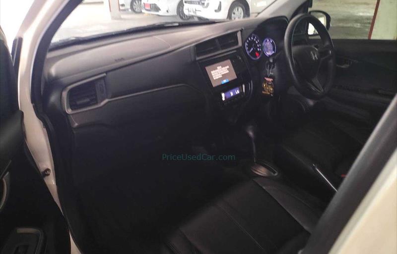 ขายรถ-suv-มือสอง-honda-ฮอนด้า-br-v-บีอาร์วี-รถปี2019-รหัส74713-379971c2.jpg ขายรถ-suv-มือสอง-honda-ฮอนด้า-br-v-บีอาร์วี-รถปี2019-รหัส74713-379971c2.jpg