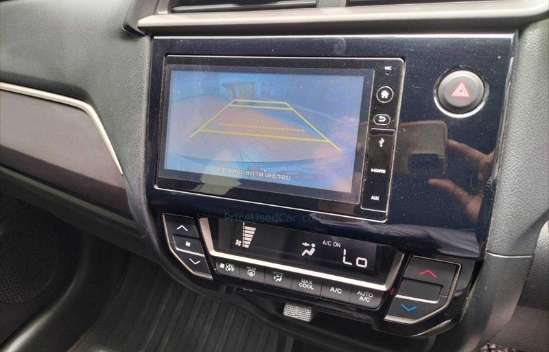 ขายรถ-suv-มือสอง-honda-ฮอนด้า-br-v-บีอาร์วี-รถปี2019-รหัส74713-3860099d.jpg ขายรถ-suv-มือสอง-honda-ฮอนด้า-br-v-บีอาร์วี-รถปี2019-รหัส74713-3860099d.jpg