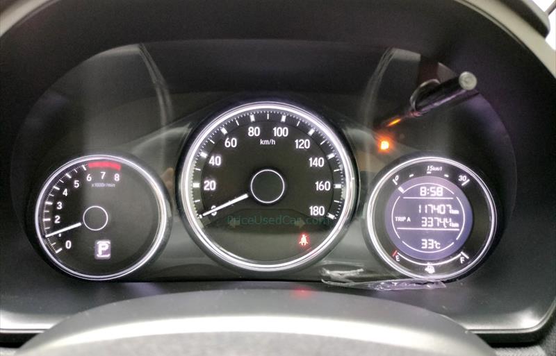 ขายรถ-suv-มือสอง-honda-ฮอนด้า-br-v-บีอาร์วี-รถปี2020-รหัส74714-2ddb74f8.jpg ขายรถ-suv-มือสอง-honda-ฮอนด้า-br-v-บีอาร์วี-รถปี2020-รหัส74714-2ddb74f8.jpg