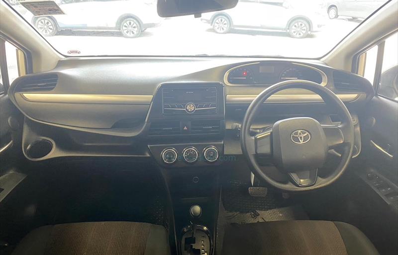 ขายรถเก๋งมือสอง-toyota-โตโยต้า-sienta-เซียนต้า-รถปี2020-รหัส74717-d4895b49.jpg ขายรถเก๋งมือสอง-toyota-โตโยต้า-sienta-เซียนต้า-รถปี2020-รหัส74717-d4895b49.jpg