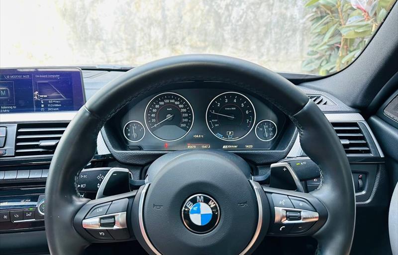 ขายรถเก๋งมือสอง bmw 330e รถปี2019 รหัส 74723 รูปที่7