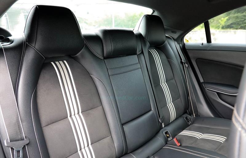 ขายรถเก๋งมือสอง-mercedes-benz-เมอร์เซเดสเบนซ์-cla250-amg-ซีแอลเอสองห้าศูนย์-เอเอ็มจี-รถปี2018-รหัส74726-02bd6615.jpg ขายรถเก๋งมือสอง-mercedes-benz-เมอร์เซเดสเบนซ์-cla250-amg-ซีแอลเอสองห้าศูนย์-เอเอ็มจี-รถปี2018-รหัส74726-02bd6615.jpg
