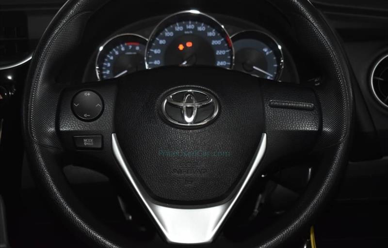 ขายรถเก๋งมือสอง-toyota-โตโยต้า-corolla-โคโรล่า-รถปี2017-รหัส74731-a98966b5.jpg ขายรถเก๋งมือสอง-toyota-โตโยต้า-corolla-โคโรล่า-รถปี2017-รหัส74731-a98966b5.jpg