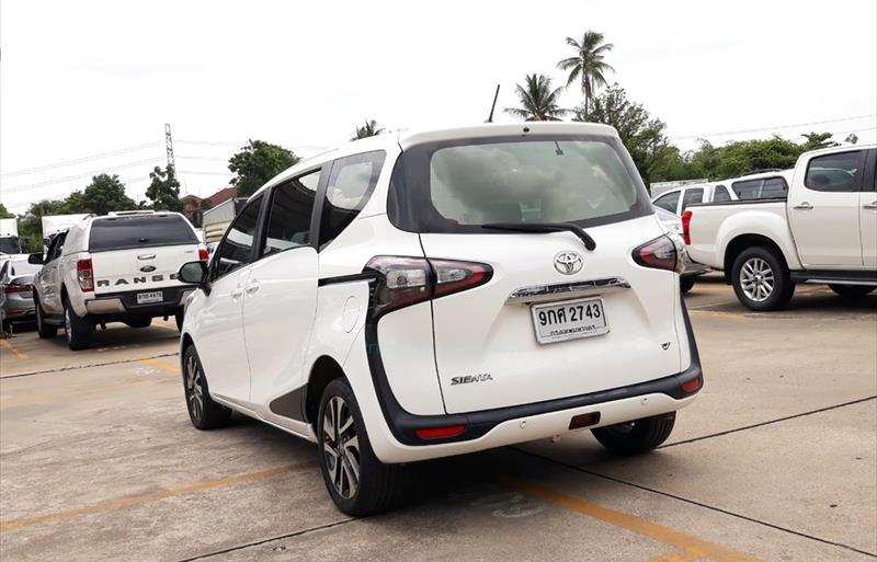 ขายรถเก๋งมือสอง toyota sienta รถปี2019 รหัส 74786 รูปที่3