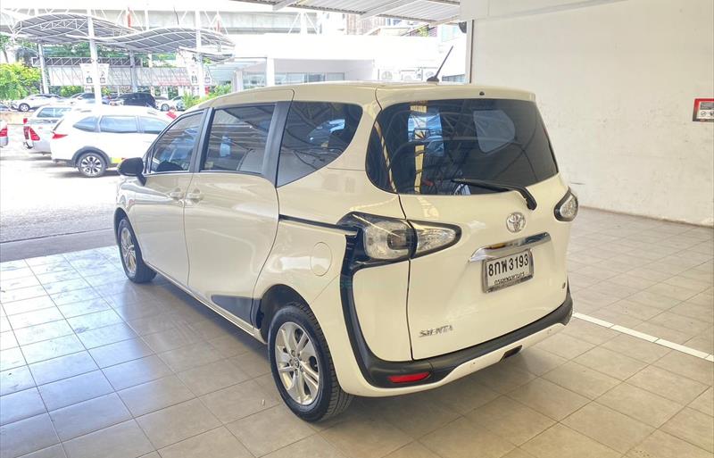 ขายรถเก๋งมือสอง toyota sienta รถปี2019 รหัส 74789 รูปที่4