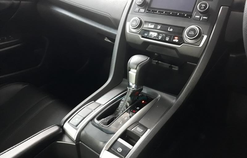 ขายรถเก๋งมือสอง-honda-ฮอนด้า-civic-ซีวิค-รถปี2020-รหัส74806-16a0d3b2.jpg ขายรถเก๋งมือสอง-honda-ฮอนด้า-civic-ซีวิค-รถปี2020-รหัส74806-16a0d3b2.jpg