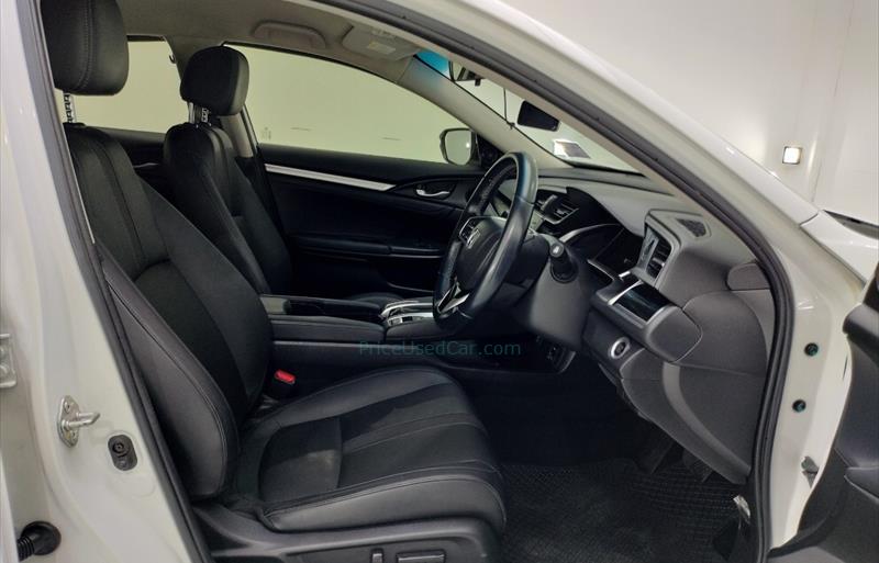 ขายรถเก๋งมือสอง-honda-ฮอนด้า-civic-ซีวิค-รถปี2019-รหัส74811-426834d2.jpg ขายรถเก๋งมือสอง-honda-ฮอนด้า-civic-ซีวิค-รถปี2019-รหัส74811-426834d2.jpg