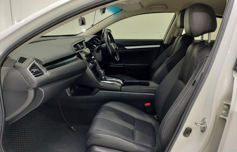 ขายรถเก๋งมือสอง-honda-ฮอนด้า-civic-ซีวิค-รถปี2019-รหัส74811-9d277552.jpg ขายรถเก๋งมือสอง-honda-ฮอนด้า-civic-ซีวิค-รถปี2019-รหัส74811-9d277552.jpg