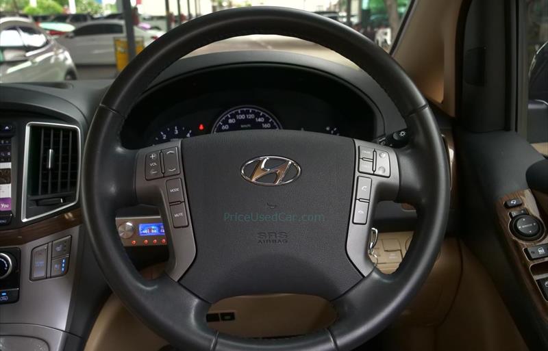 ขายรถตู้มือสอง-hyundai-ฮุนได-h-1-เอชวัน-รถปี2019-รหัส74813-9a960ac0.jpg ขายรถตู้มือสอง-hyundai-ฮุนได-h-1-เอชวัน-รถปี2019-รหัส74813-9a960ac0.jpg