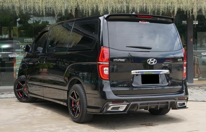 ขายรถตู้มือสอง hyundai h-1 รถปี2019 รหัส 74813 รูปที่2