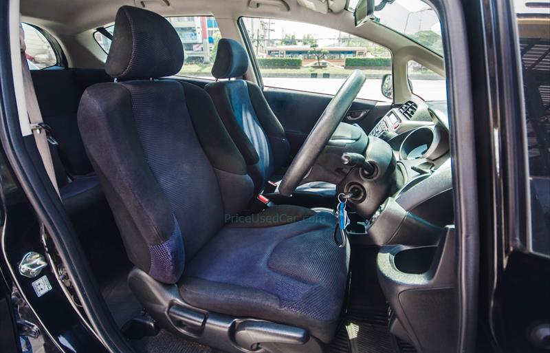 ขายรถเก๋งมือสอง-honda-ฮอนด้า-jazz-แจ๊ส-รถปี2011-รหัส74829-9606cc8f.jpg ขายรถเก๋งมือสอง-honda-ฮอนด้า-jazz-แจ๊ส-รถปี2011-รหัส74829-9606cc8f.jpg