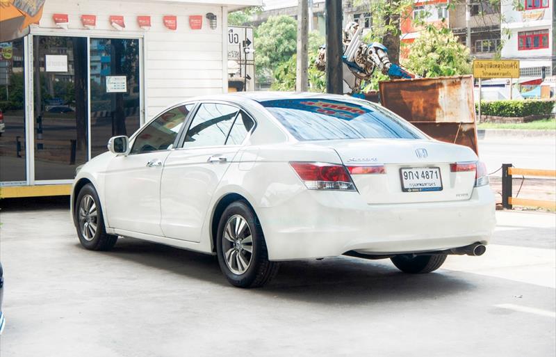 ขายรถเก๋งมือสอง honda accord รถปี2010 รหัส 74832 รูปที่5