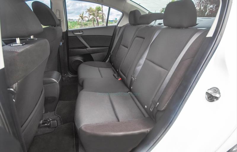 ขายรถเก๋งมือสอง-mazda-มาสด้า-3-สาม-รถปี2012-รหัส74839-d876f754.jpg ขายรถเก๋งมือสอง-mazda-มาสด้า-3-สาม-รถปี2012-รหัส74839-d876f754.jpg