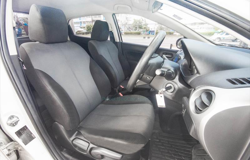 ขายรถเก๋งมือสอง-mazda-มาสด้า-2-สอง-รถปี2010-รหัส74840-f28282b8.jpg ขายรถเก๋งมือสอง-mazda-มาสด้า-2-สอง-รถปี2010-รหัส74840-f28282b8.jpg
