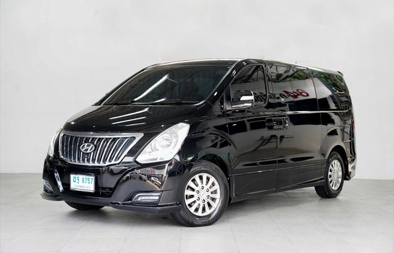 รถตู้มือสอง HYUNDAI H-1 รถปี 2018