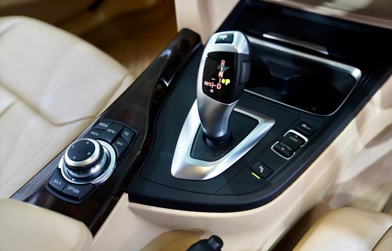 ขายรถเก๋งมือสอง-bmw-บีเอ็มดับบลิว-320d-สามสองศูนย์ดี-รถปี2012-รหัส74869-3c34b9bc.jpg ขายรถเก๋งมือสอง-bmw-บีเอ็มดับบลิว-320d-สามสองศูนย์ดี-รถปี2012-รหัส74869-3c34b9bc.jpg