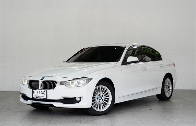 รถเก๋งมือสอง  BMW 320d LUXURY รถปี2012