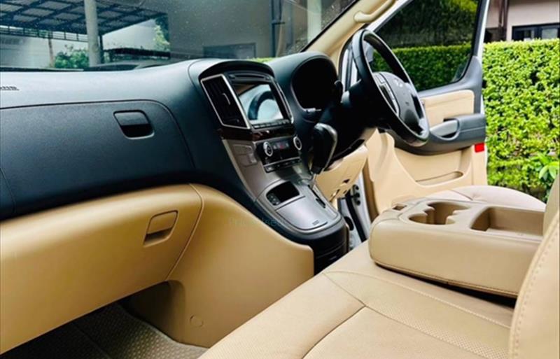 ขายรถตู้มือสอง-hyundai-ฮุนได-grand-starex-รถปี2019-รหัส74873-0d03a27e.jpg ขายรถตู้มือสอง-hyundai-ฮุนได-grand-starex-รถปี2019-รหัส74873-0d03a27e.jpg