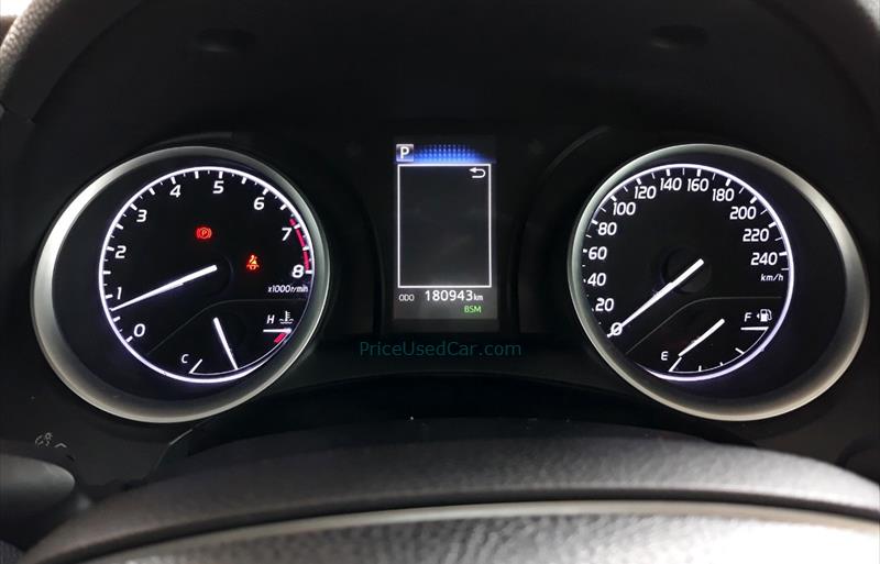 ขายรถเก๋งมือสอง-toyota-โตโยต้า-camry-คัมรี่-รถปี2019-รหัส74879-46471474.jpg ขายรถเก๋งมือสอง-toyota-โตโยต้า-camry-คัมรี่-รถปี2019-รหัส74879-46471474.jpg