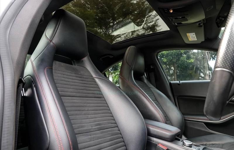 ขายรถเก๋งมือสอง-mercedes-benz-เมอร์เซเดสเบนซ์-cla250-amg-ซีแอลเอสองห้าศูนย์-เอเอ็มจี-รถปี2014-รหัส74907-91bacaea.jpg ขายรถเก๋งมือสอง-mercedes-benz-เมอร์เซเดสเบนซ์-cla250-amg-ซีแอลเอสองห้าศูนย์-เอเอ็มจี-รถปี2014-รหัส74907-91bacaea.jpg