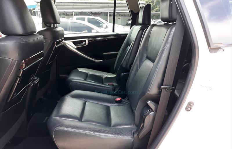 ขายรถตู้มือสอง-toyota-โตโยต้า-innova-อินโนวา-รถปี2017-รหัส74946-f1eecbf3.jpg ขายรถตู้มือสอง-toyota-โตโยต้า-innova-อินโนวา-รถปี2017-รหัส74946-f1eecbf3.jpg