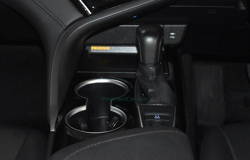 ขายรถเก๋งมือสอง-toyota-โตโยต้า-camry-คัมรี่-รถปี2020-รหัส74974-255b747f.jpg ขายรถเก๋งมือสอง-toyota-โตโยต้า-camry-คัมรี่-รถปี2020-รหัส74974-255b747f.jpg