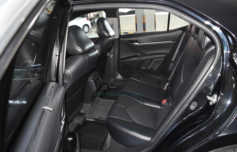 ขายรถเก๋งมือสอง-toyota-โตโยต้า-camry-คัมรี่-รถปี2020-รหัส74974-bfded63b.jpg ขายรถเก๋งมือสอง-toyota-โตโยต้า-camry-คัมรี่-รถปี2020-รหัส74974-bfded63b.jpg