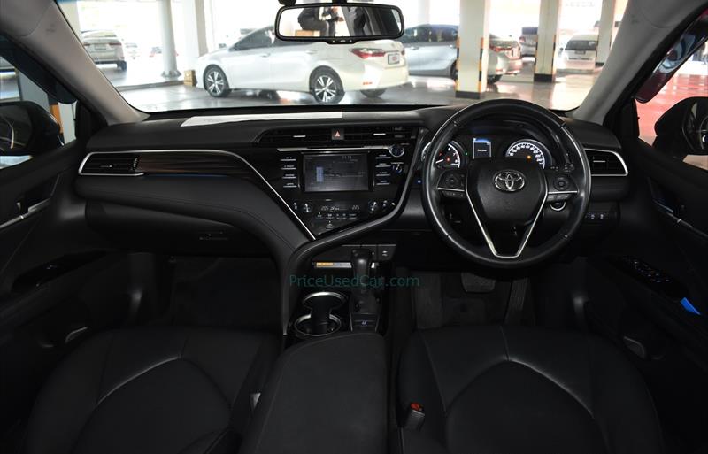 ขายรถเก๋งมือสอง-toyota-โตโยต้า-camry-คัมรี่-รถปี2020-รหัส74974-dde336f9.jpg ขายรถเก๋งมือสอง-toyota-โตโยต้า-camry-คัมรี่-รถปี2020-รหัส74974-dde336f9.jpg