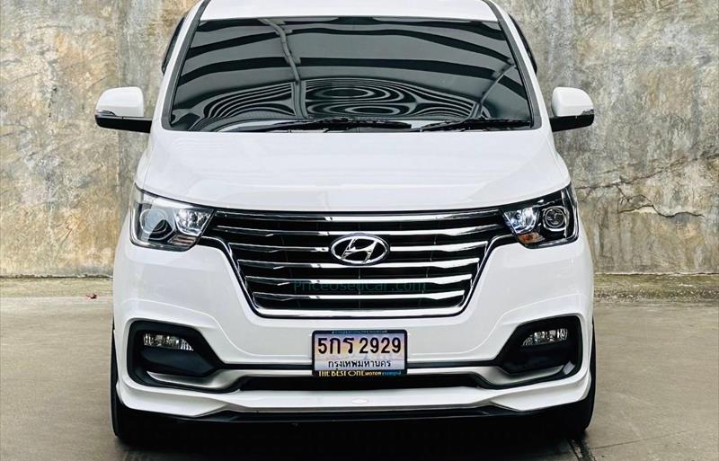 ขายรถตู้มือสอง-hyundai-ฮุนได-h-1-เอชวัน-รถปี2019-รหัส74978-939d0d54.jpg ขายรถตู้มือสอง-hyundai-ฮุนได-h-1-เอชวัน-รถปี2019-รหัส74978-939d0d54.jpg