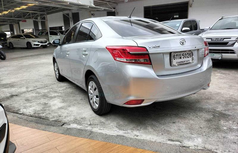 ขายรถเก๋งมือสอง toyota vios รถปี2017 รหัส 74998 รูปที่3