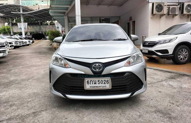 ขายรถเก๋งมือสอง toyota vios รถปี2017 รหัส 74998 รูปที่2