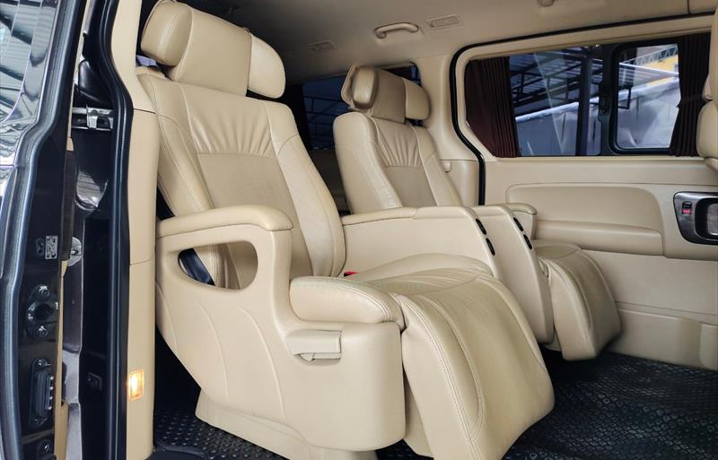 ขายรถตู้มือสอง hyundai h-1 รถปี2016 รหัส 75002 รูปที่9 ขายรถตู้มือสอง hyundai h-1 รถปี2016 รหัส 75002 รูปที่9