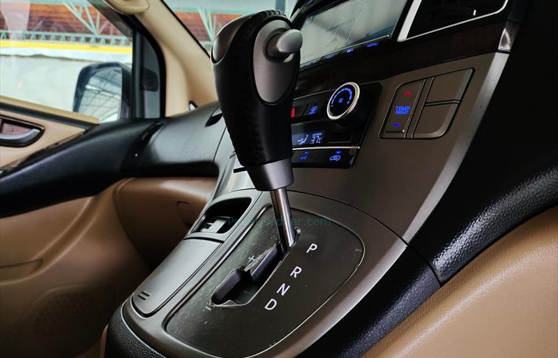 ขายรถตู้มือสอง hyundai h-1 รถปี2016 รหัส 75002 รูปที่11 ขายรถตู้มือสอง hyundai h-1 รถปี2016 รหัส 75002 รูปที่11