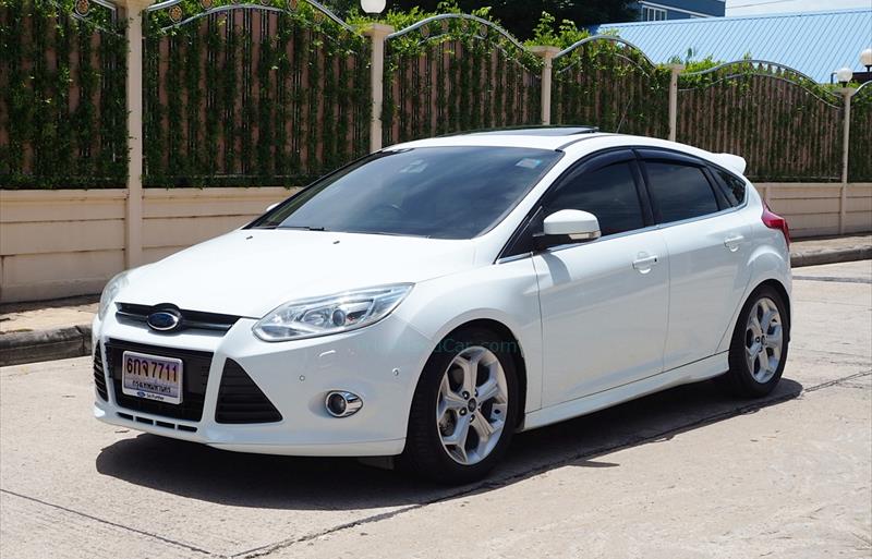 รถเก๋งมือสอง FORD FOCUS รถปี 2013