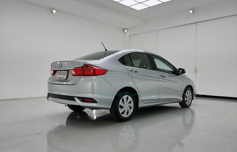 ขายรถเก๋งมือสอง-honda-ฮอนด้า-city-ซิตี้-รถปี2018-รหัส75007-45a8b641.jpg ขายรถเก๋งมือสอง-honda-ฮอนด้า-city-ซิตี้-รถปี2018-รหัส75007-45a8b641.jpg