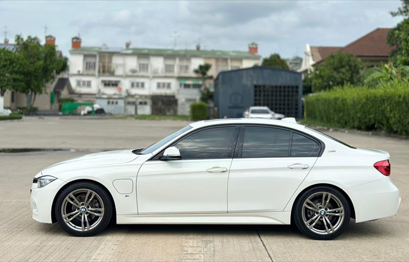 ขายรถเก๋งมือสอง-bmw-บีเอ็มดับบลิว-330e-รถปี2017-รหัส75018-b8210847.jpg ขายรถเก๋งมือสอง-bmw-บีเอ็มดับบลิว-330e-รถปี2017-รหัส75018-b8210847.jpg