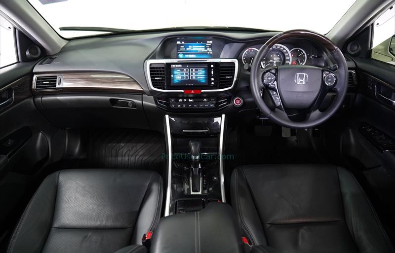 ขายรถเก๋งมือสอง-honda-ฮอนด้า-accord-แอคคอร์ด-รถปี2016-รหัส75065-e6234e74.jpg ขายรถเก๋งมือสอง-honda-ฮอนด้า-accord-แอคคอร์ด-รถปี2016-รหัส75065-e6234e74.jpg