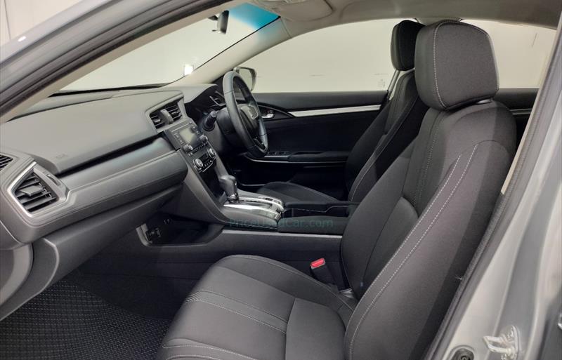 ขายรถเก๋งมือสอง-honda-ฮอนด้า-civic-ซีวิค-รถปี2018-รหัส75081-8e50bdf9.jpg ขายรถเก๋งมือสอง-honda-ฮอนด้า-civic-ซีวิค-รถปี2018-รหัส75081-8e50bdf9.jpg